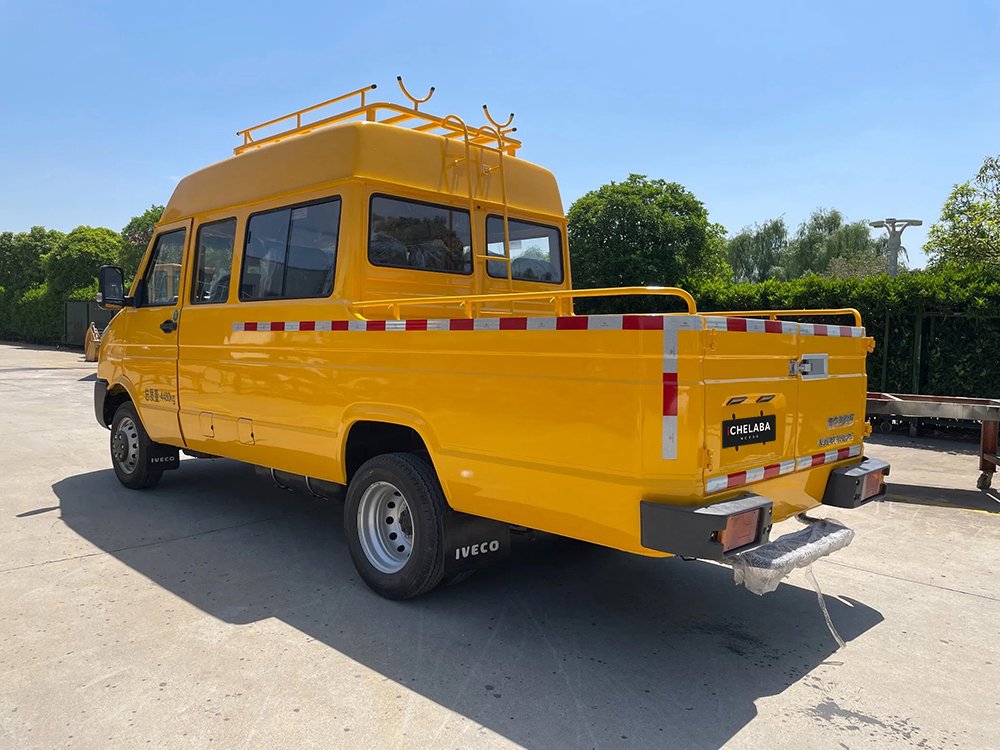 Iveco Daily 9 Seats Engineering Vehicle (5)