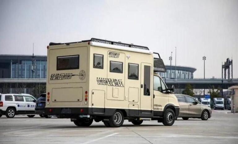 Iveco Zhongyi Light Cavalry (26)