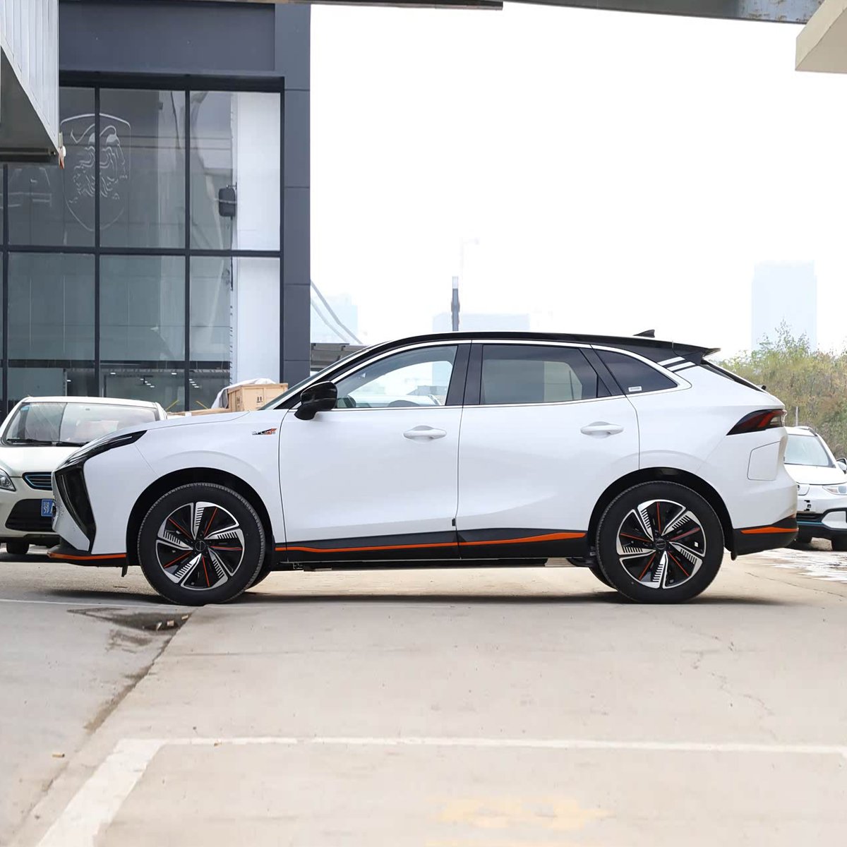 Dongfeng Forthing Friday - Image 9