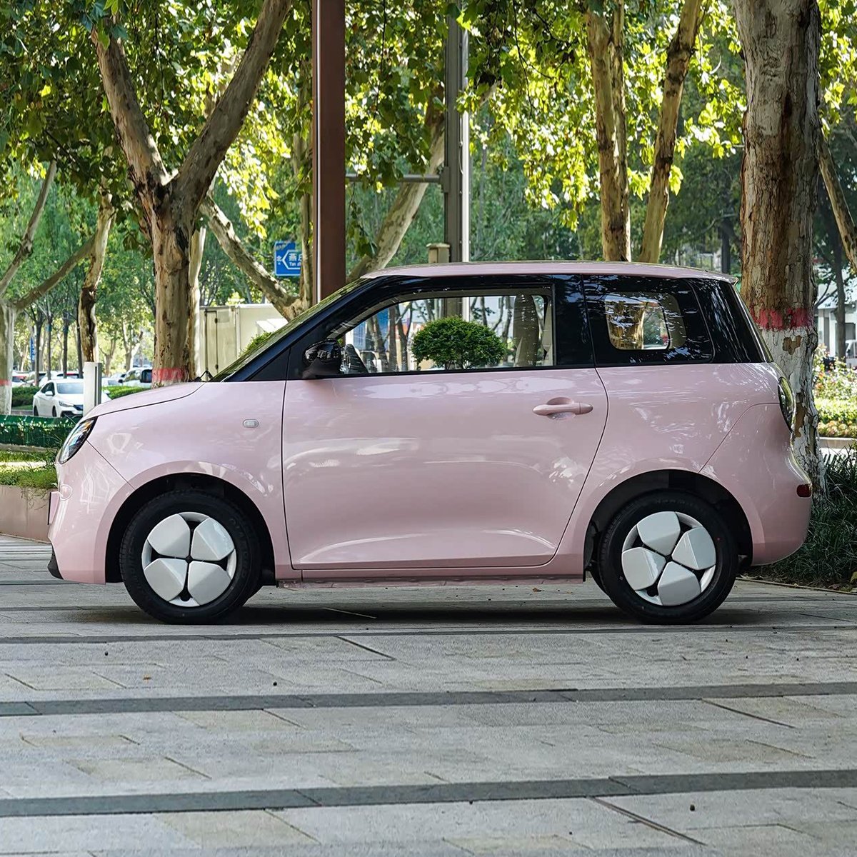 Dongfeng Forthing C1 EV - Image 20