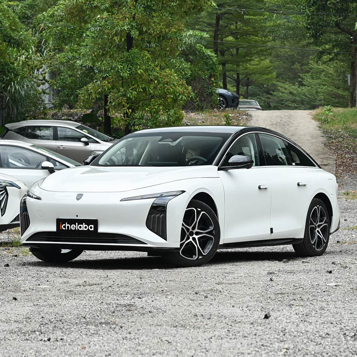 Dongfeng Forthing Xinghai S7 - Image 10