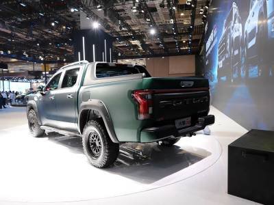 Foton V9 Hybrid Pickup Details (12)