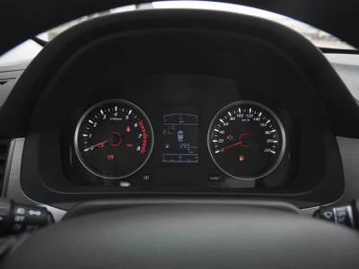 Dongfeng Fengxing SX6 Details (7)