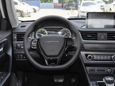 Dongfeng Forthing S50 EV Details (12)