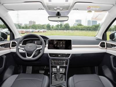 Volkswagen Tharu details (15)