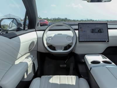 Changan NEVO E07 details (16)