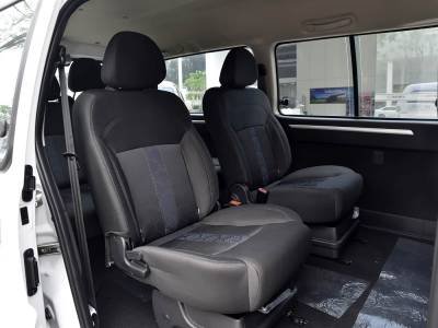 Dongfeng Forthing Lingzhi M5 details (1)