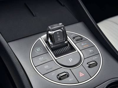 BYD Seal 05 DM details (11)