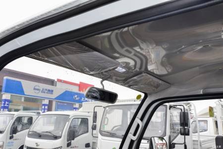 Yuejin Light Truck S80 details (15)