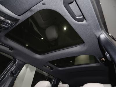 Mercedez Benz EQB Details (1)