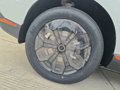 Dongfeng Forthing Friday Right-Hand Drive Version Details (2)