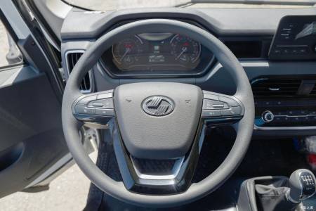 Yuejin Light Truck C300 details (13)