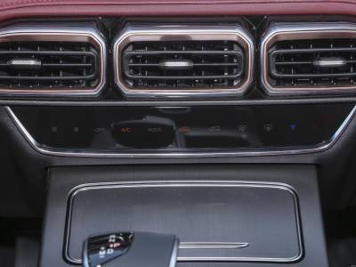 Jetour X70 Plus Details (7)