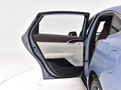 Changan Eado details (15)
