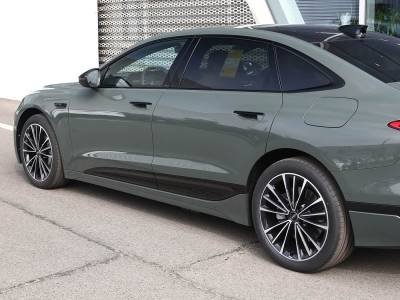 Audi A6L e-tron details (18)