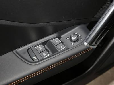 Audi Q2L e-tron Details (4)