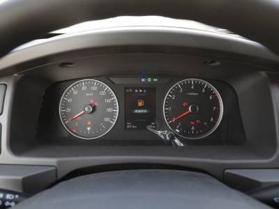 Foton View CS2 mini van bus Cargo Van (5)