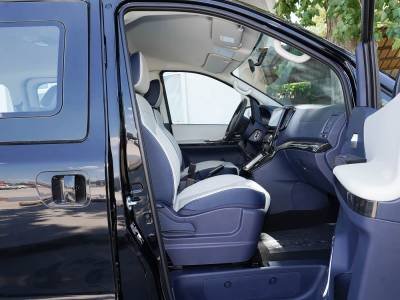 Dongfeng Forthing Lingzhi Plus Details (10)