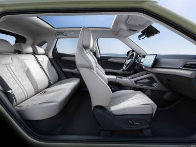 BYD Yuan Up details(18)