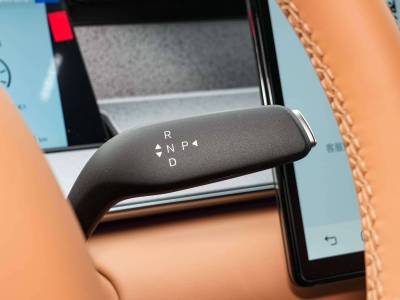 BYD Han L DM Details (9)