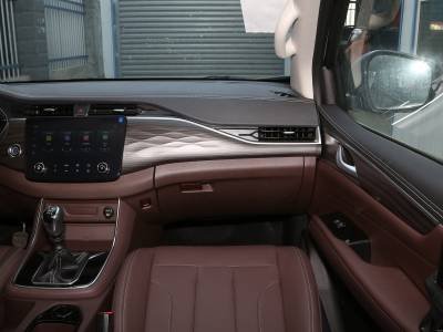 Rich 7 details (7)
