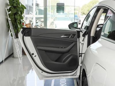 Dongfeng Forthing Xinghai S7 details (5)