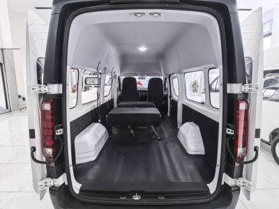 Changan Kaicheng V919 details (10)