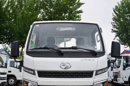 Yuejin Light Truck S80 details (6)