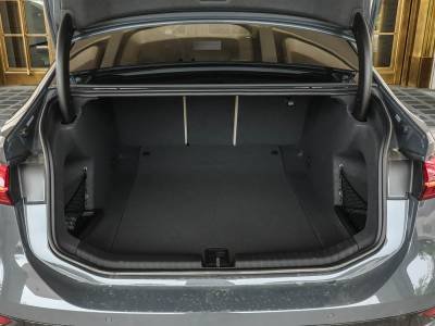 Audi A6L e-tron details (12)