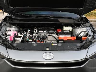 Toyota BZ4X Auto Details (1)