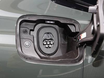 Audi A6L e-tron details (7)
