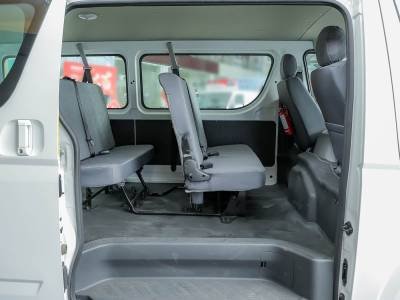 FOTON VIEW C2 mini van bus details (14)