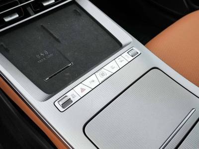 BYD Han L DM Details (7)