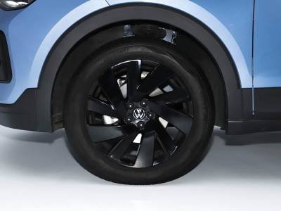 Volkswagen Tharu details (9)