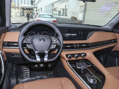 Changan CS95 details (2)