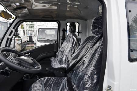 Yuejin Light Truck S80 details (16)