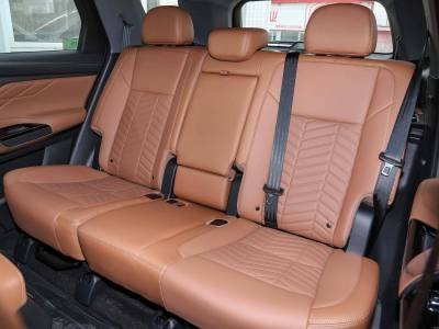 Changan CS95 details (11)