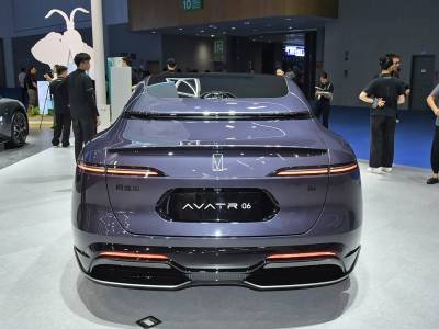 Avatr 06 details (5)