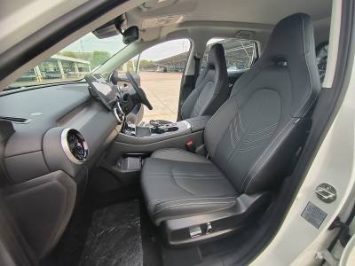 Dongfeng Forthing Friday Right-Hand Drive Version Details (13)