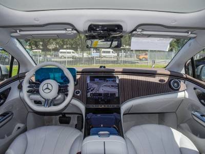 Mercedes Benz EQE Details (5)
